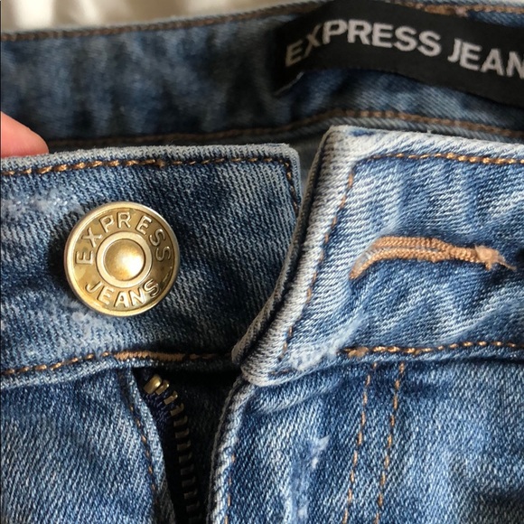 Express denim shorts - Picture 4 of 4